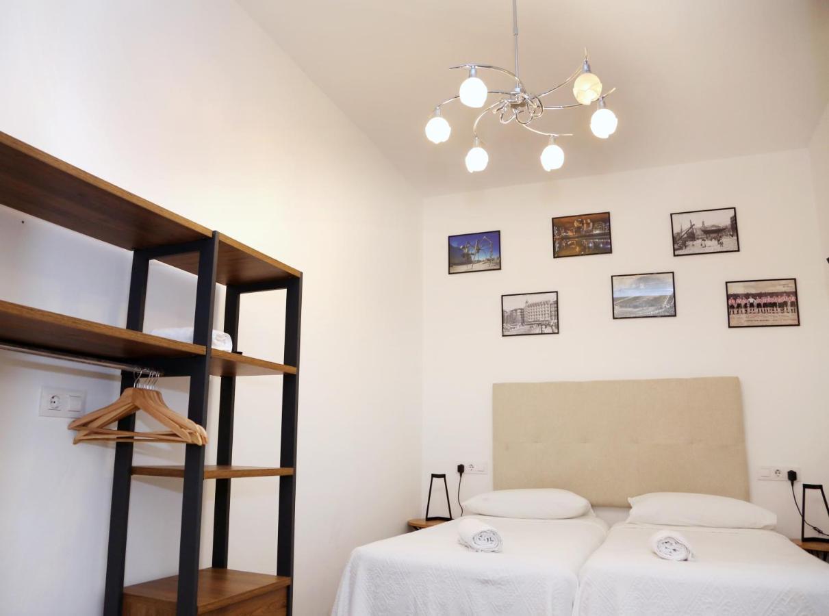 Apartament Piso Exclusivo Frente Al Casco Viejo Con Parking Gratis *