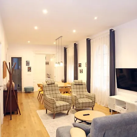 Piso Exclusivo Frente Al Casco Viejo Con Parking Gratis Apartment Bilbao Exterior photo